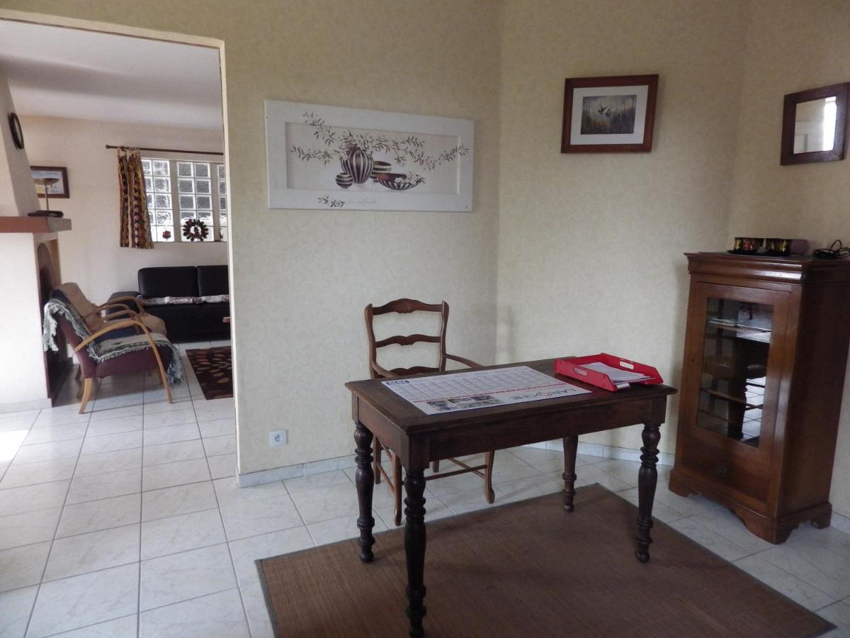 Gite 32 Rue Du Huit Mai Freneuse  Экстерьер фото